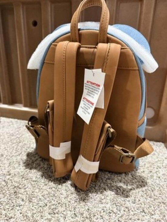 Big Thunder Mountain Minnie Mouse Main Attraction LOUNGEFLY Backpack Disney NEW - Picture 3 of 4